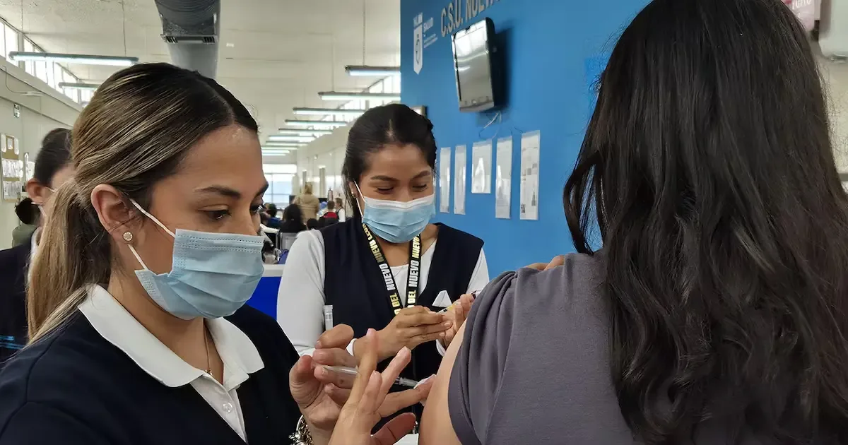 La Secretaría de Salud llama a reforzar la vacunación en la población.