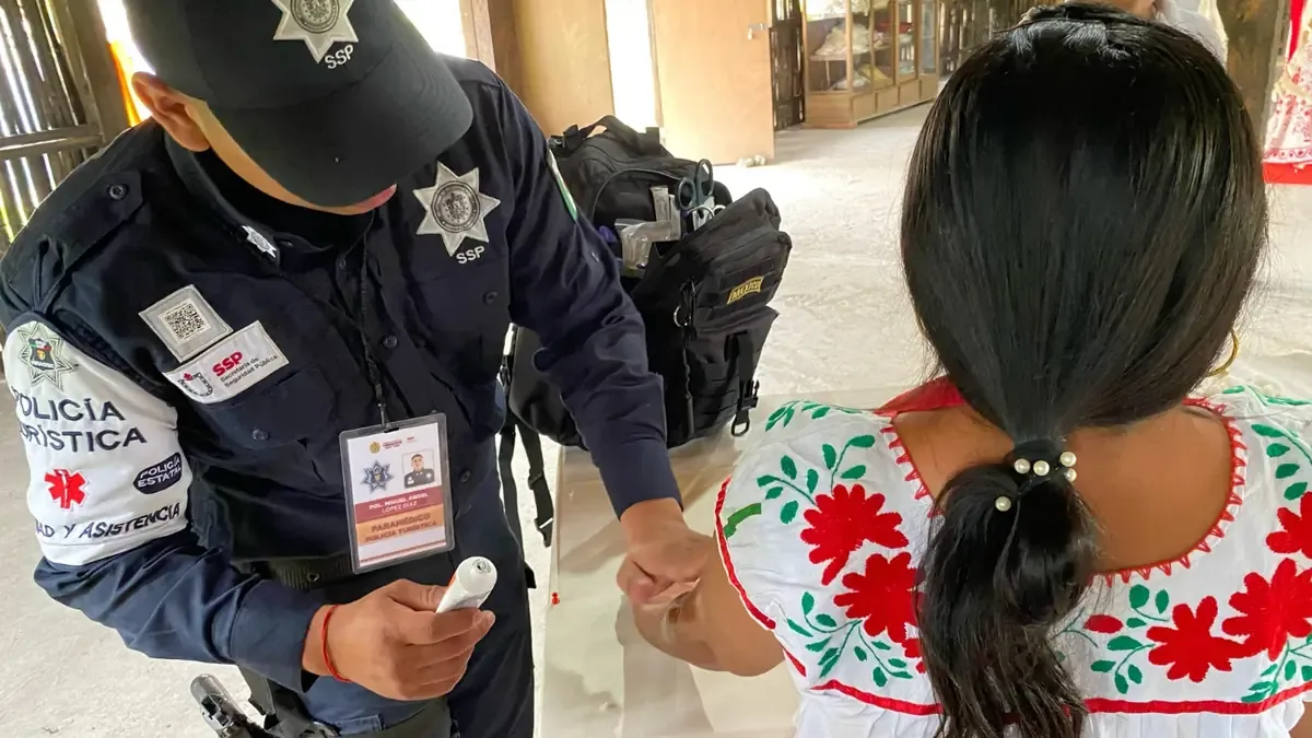La Secretaría de Seguridad Pública protege el festival Cumbre Tajín con un fuerte dispositivo de seguridad en Papantla.
