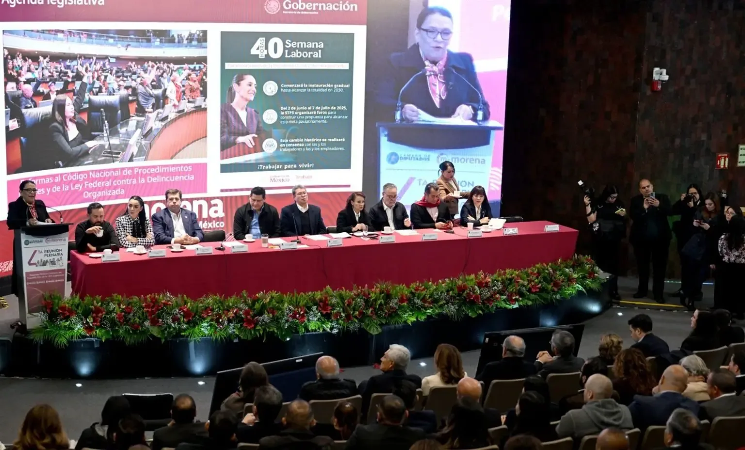 La secretaria de Gobernación, Rosa Icela Rodríguez, en la Reunión Plenaria de Morena.