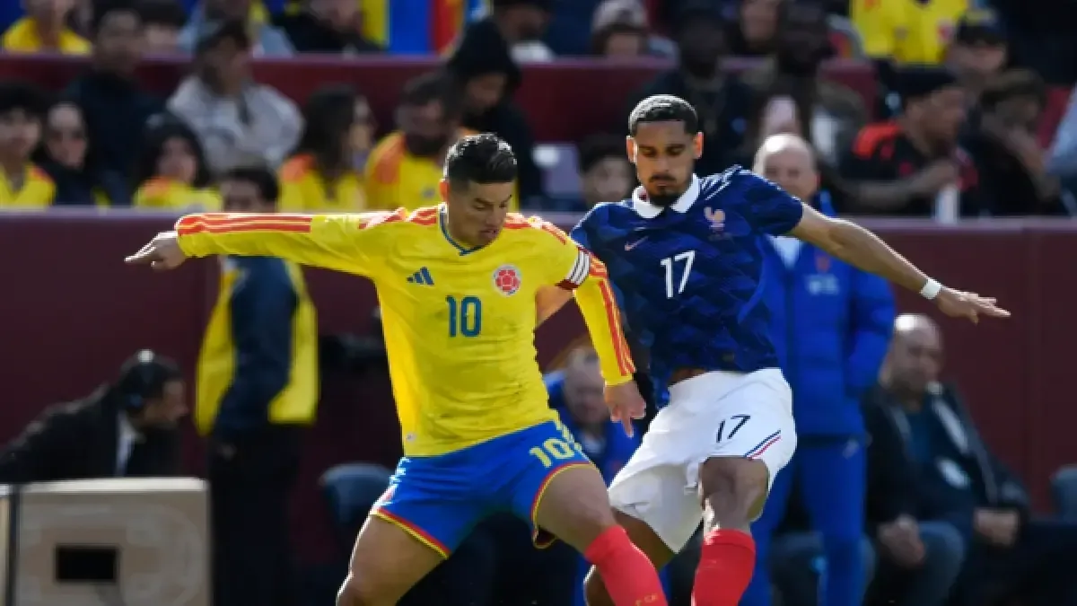La selección colombiana ascendió al decimotercer lugar, a pesar de las recientes derrotas en amistosos.