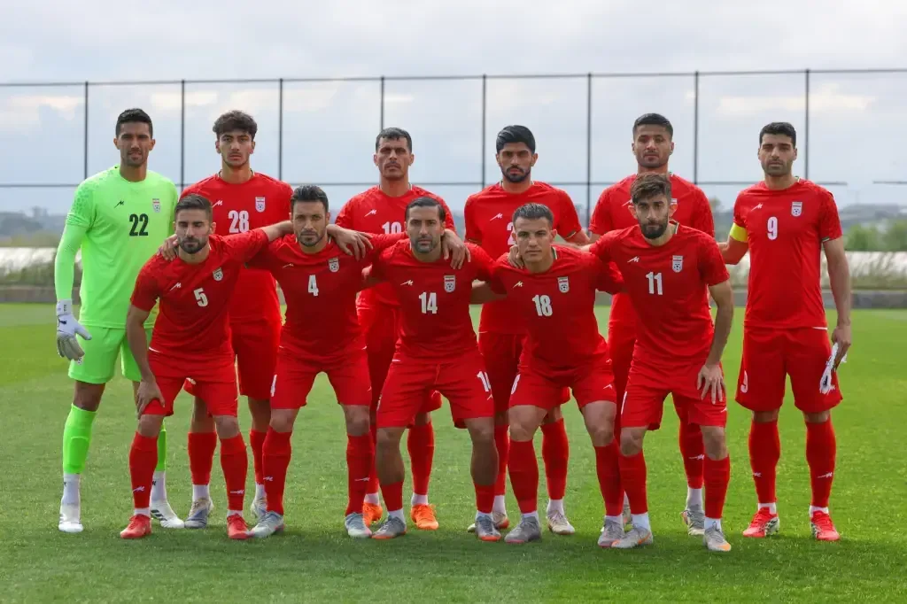 La selección iraní se reúne con la FIFA mientras enfrenta desafíos por el conflicto en su país.