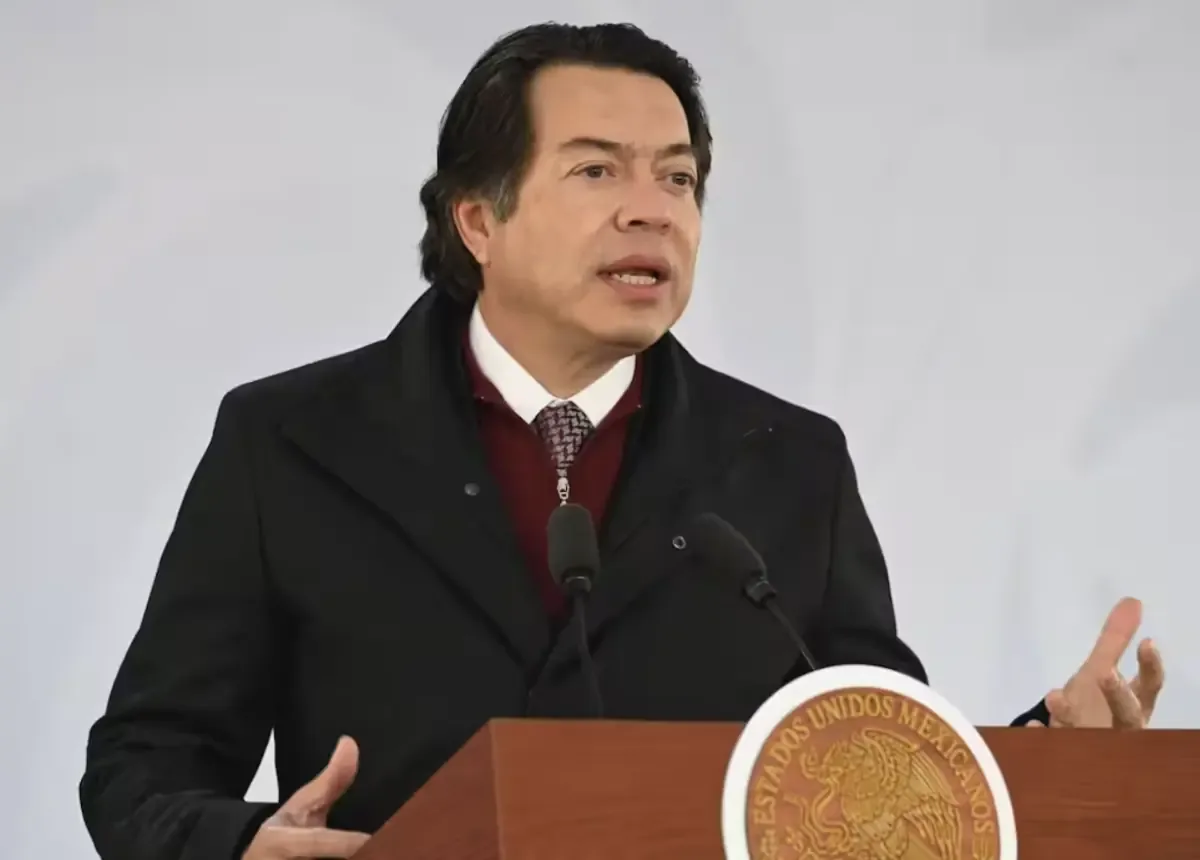La SEP aclara la salida de Arriaga tras desacuerdos sobre libros de texto.