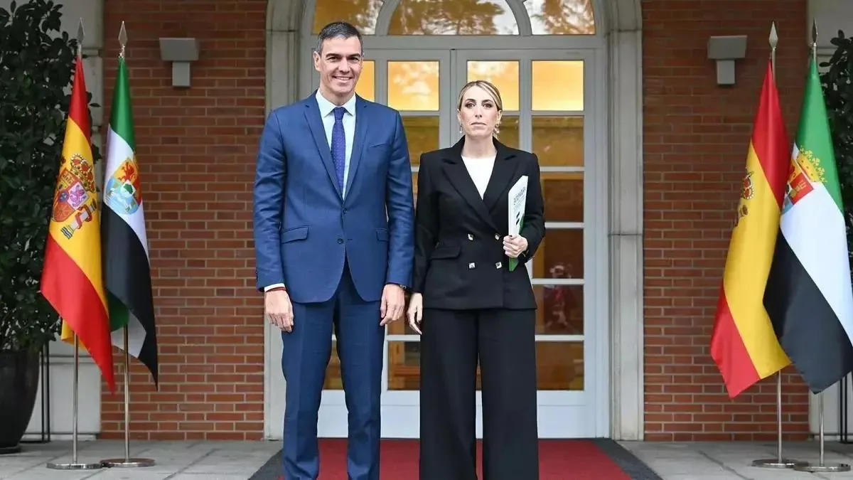 La tensión sobre el feminismo marca el inicio de la precampaña electoral en Castilla y León.
