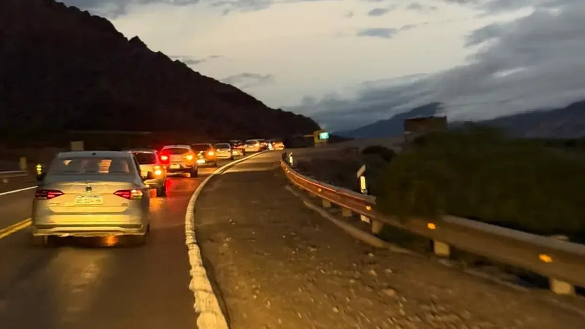 La Terminal de Ómnibus de San Salvador de Jujuy registra gran afluencia de pasajeros camino a las festividades del Carnaval.