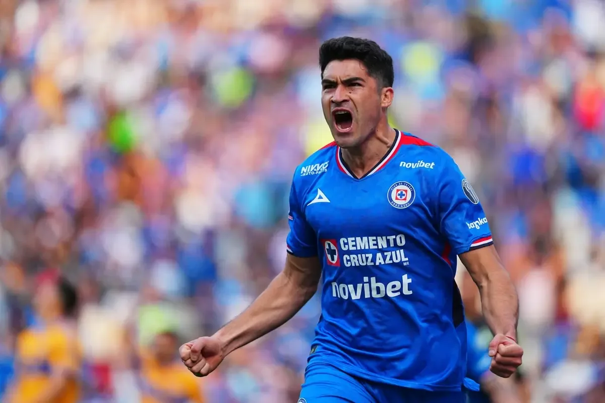 La UANL sufre una vez más al perder con Cruz Azul en la Liga MX.