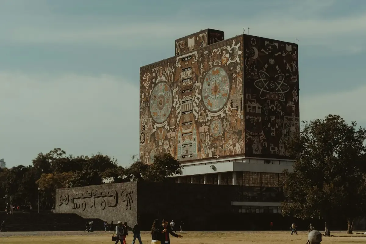 La UNAM implementa un examen presencial para validar resultados atípicos en la admisión 2026.