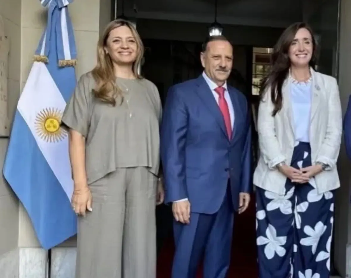 La vicepresidenta de Argentina visitó La Rioja y mantuvo reuniones oficiales sobre temas sociales.