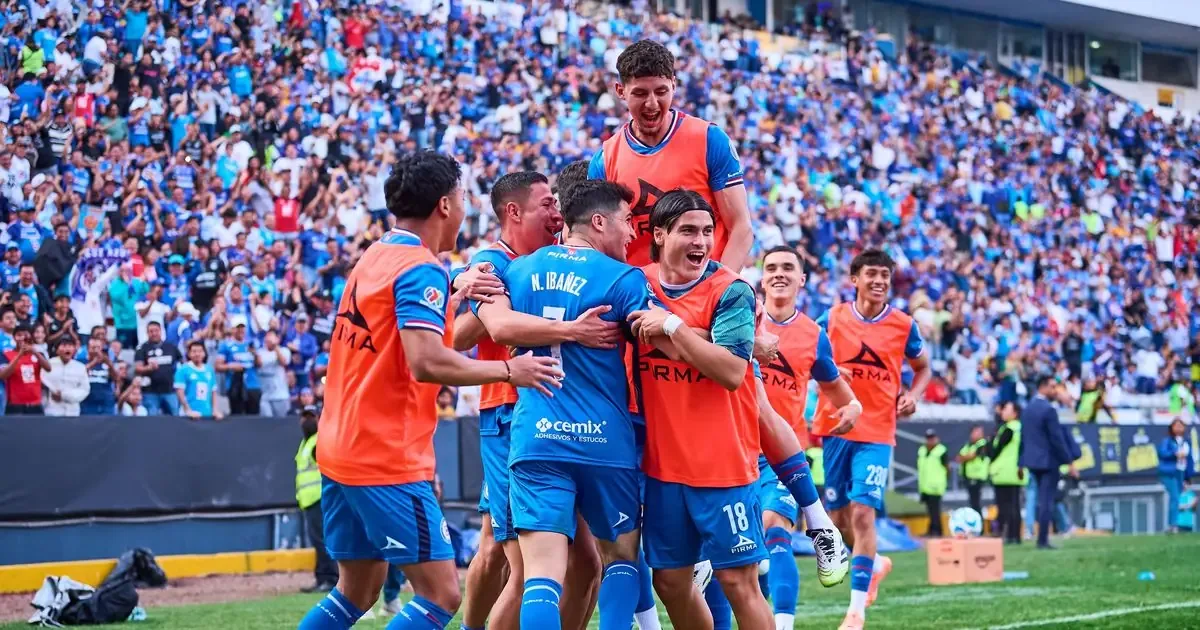La victoria de Cruz Azul destaca el buen momento del delantero argentino en su debut en liga.