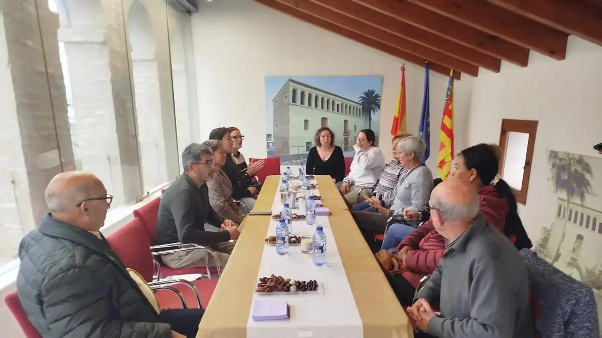 La visita promueve la cooperación y el intercambio cultural entre Novetlè y Bolivia.