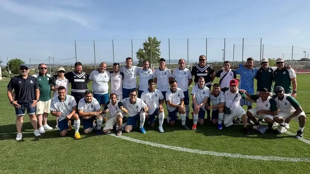 El equipo demuestra que el fútbol es más que competencia, es familia y superación personal.