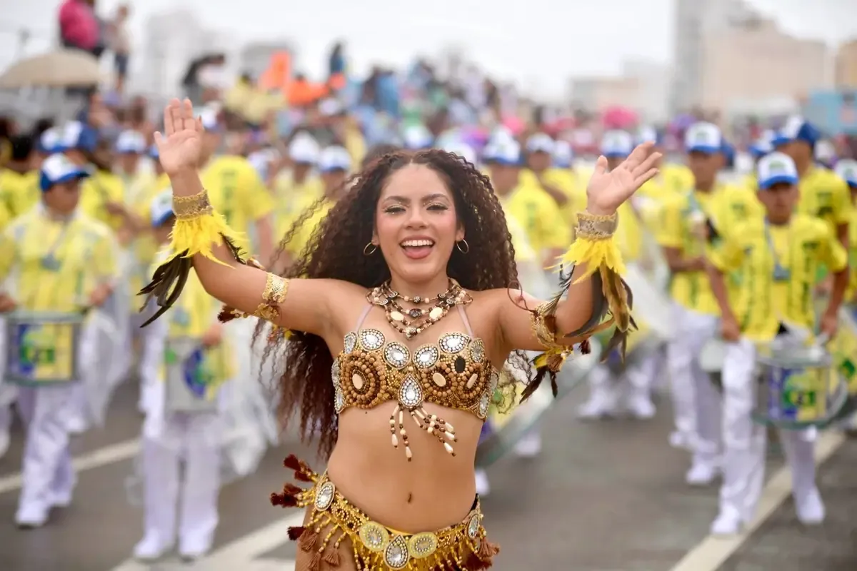 Las celebraciones de Carnaval en Veracruz destacan la riqueza cultural y turística del estado este febrero.