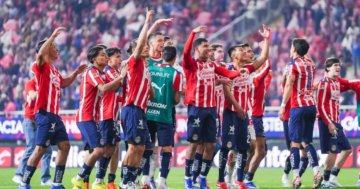 Las Chivas se consolidan en la cima mientras Pumas y Toluca siguen en la pelea.