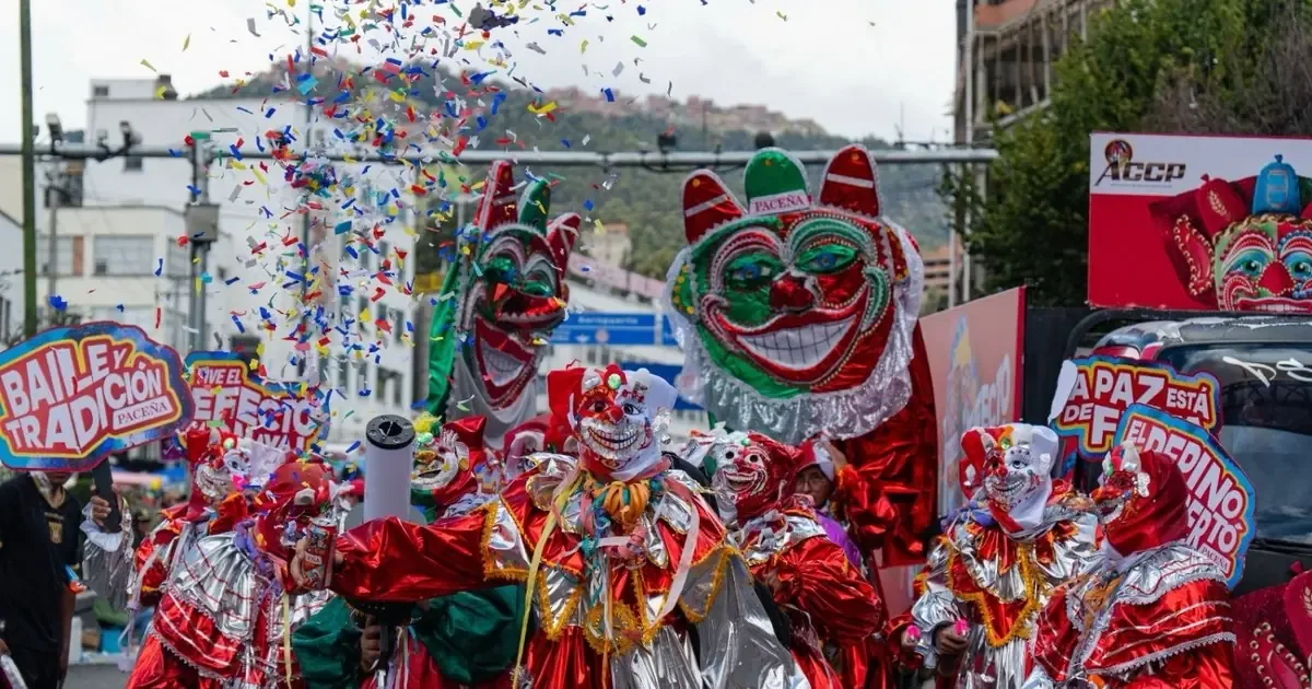 Las ciudades bolivianas concluyen el Carnaval con eventos tradicionales, destacando su importancia cultural.