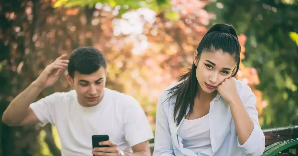 Un estudio revela las ciudades con más usuarios activos en apps de citas extramaritales.