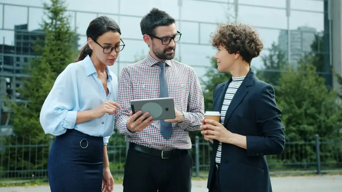 Las empresas pueden beneficiarse del uso de tecnología para mejorar su gestión y desarrollo de talentos.