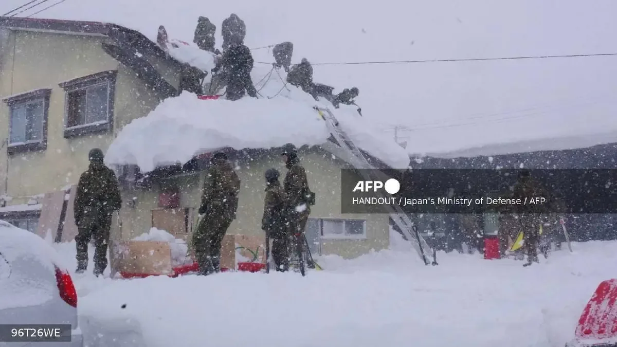 Las fuertes nevadas han afectado gravemente la vida cotidiana en el norte de Japón.