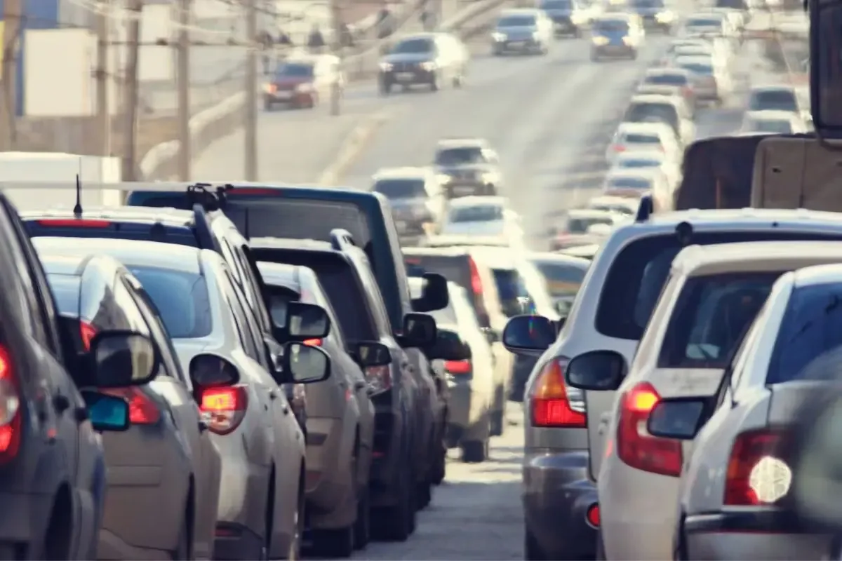 Las medidas buscan reducir la contaminación y proteger la salud de la población.