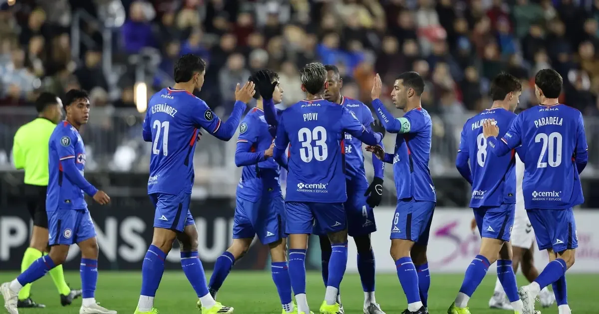 Las negociaciones entre Cruz Azul y Joao Pedro se complican por la duración del contrato.