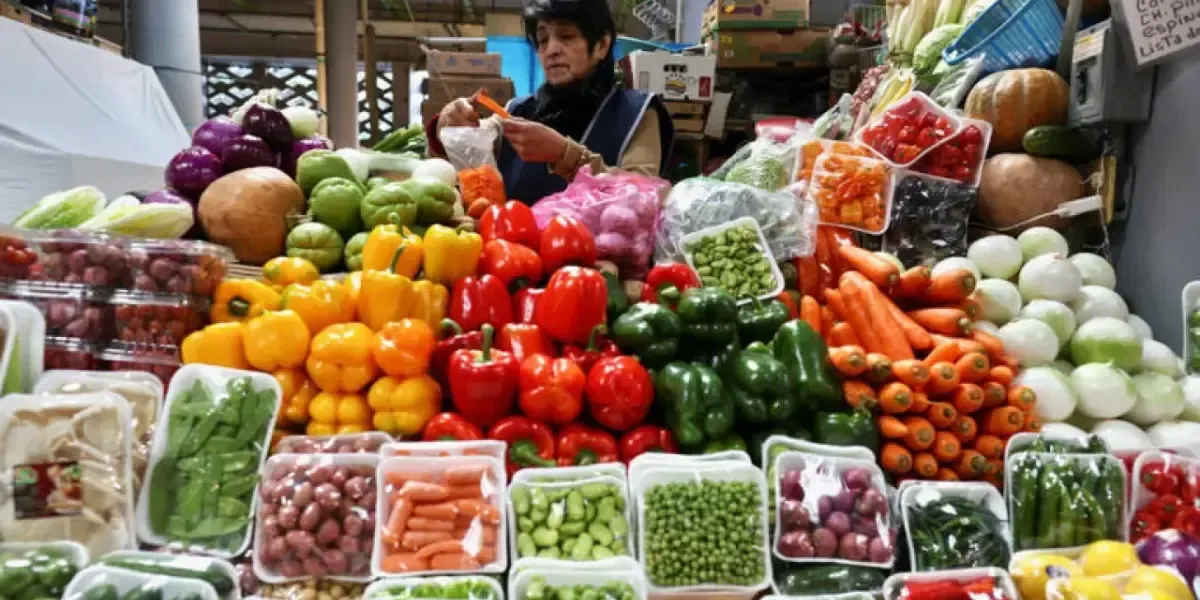 Las nuevas tasas de IEPS en productos impactan el costo de vida y la inflación.