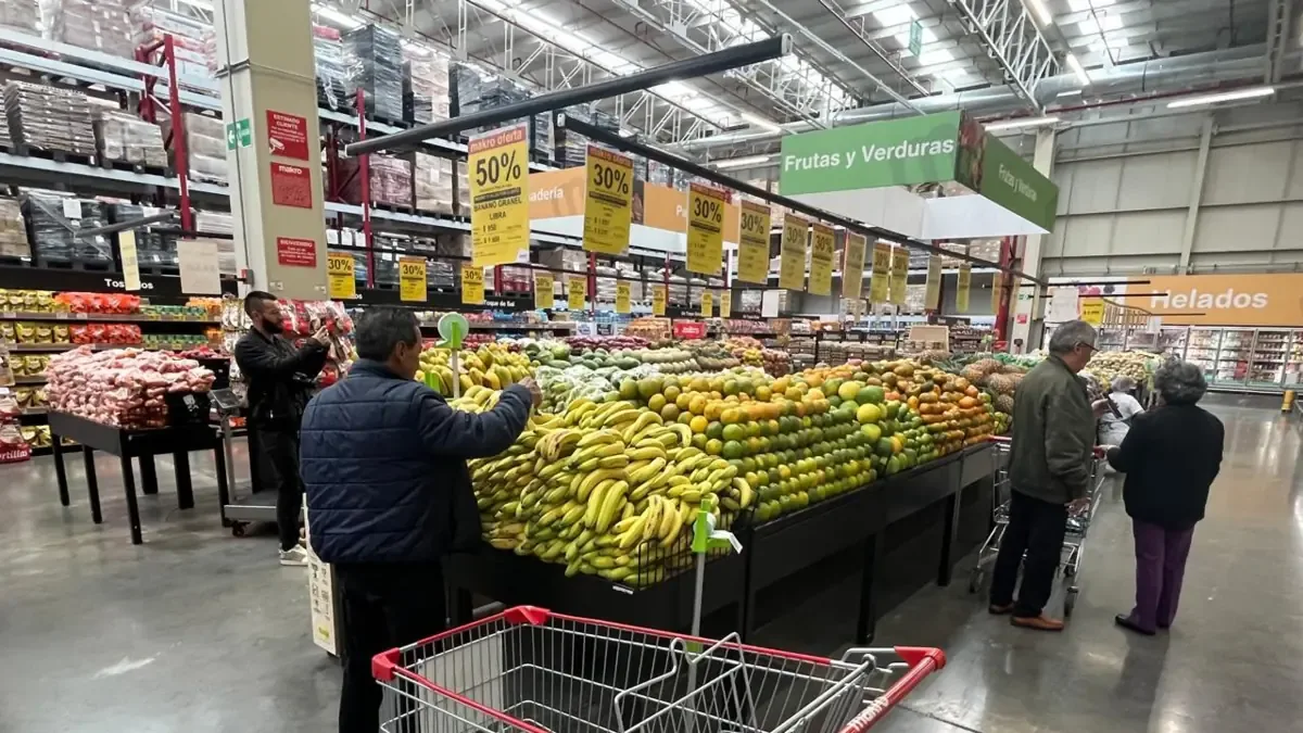 Este financiamiento representa el 4,3% del gasto familiar, revelando la importancia de las remesas en la economía nacional.