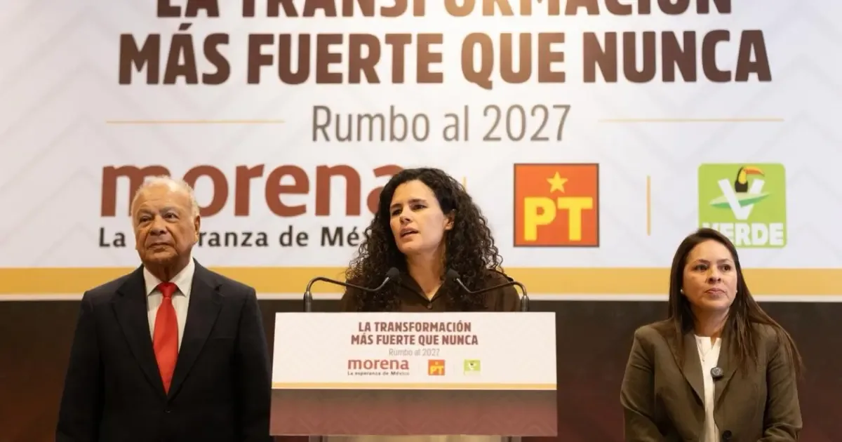 "Líderes partidarios durante el evento de apoyo a Claudia Sheinbaum."