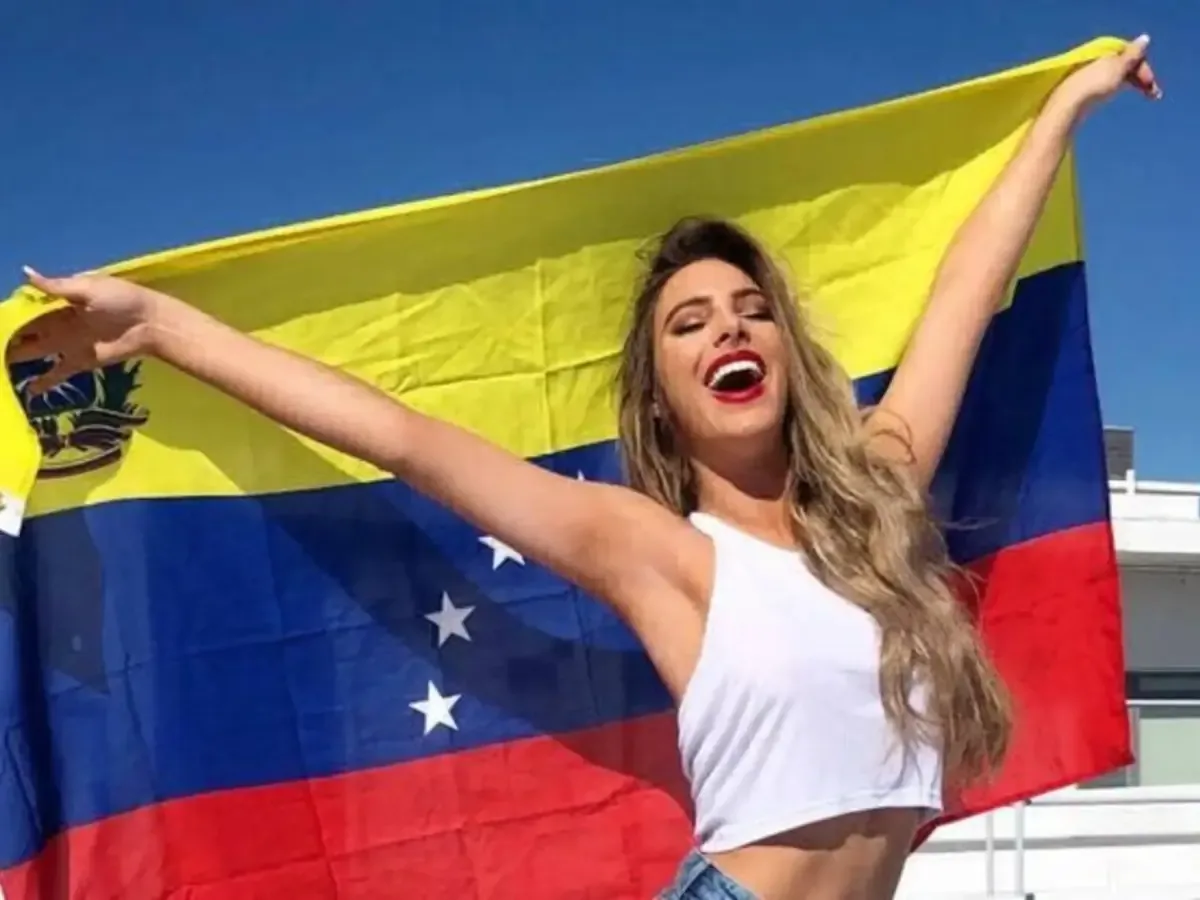 La influencer organiza un centro de acopio en Florida para apoyar a las víctimas de los terremotos en su país natal.