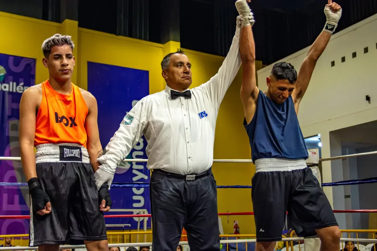 El peleador argentino busca marcar su huella tras una destacada trayectoria amateur.
