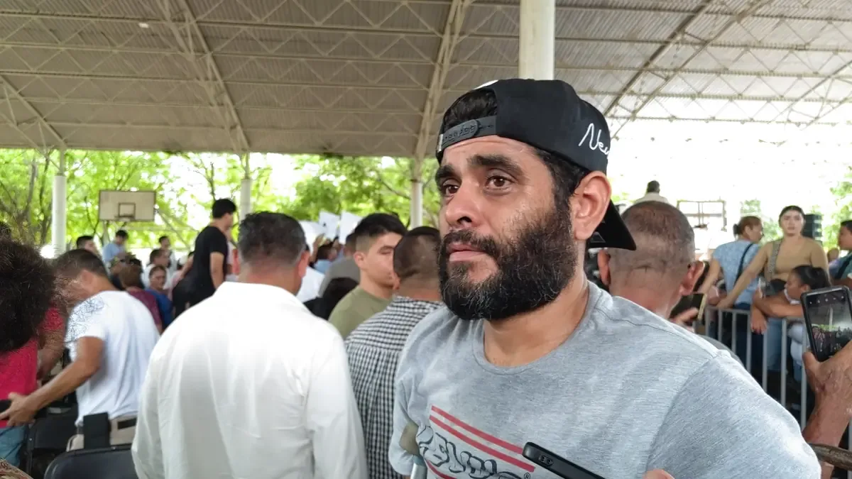 Leonel Hernández fue gravemente herido por una mina y clama por ayuda económica para su recuperación y prostética.