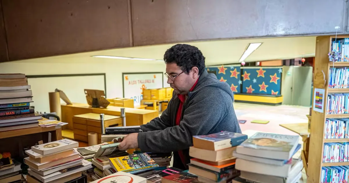 Libros donados en la Sala de Lectura del Centro Cultural Tijuana.