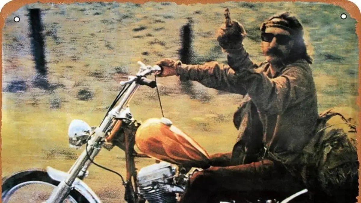 Un emotivo tributo en el programa de Little Steven celebra la contracultura y el legado de Dennis Hopper en la historia del cine.