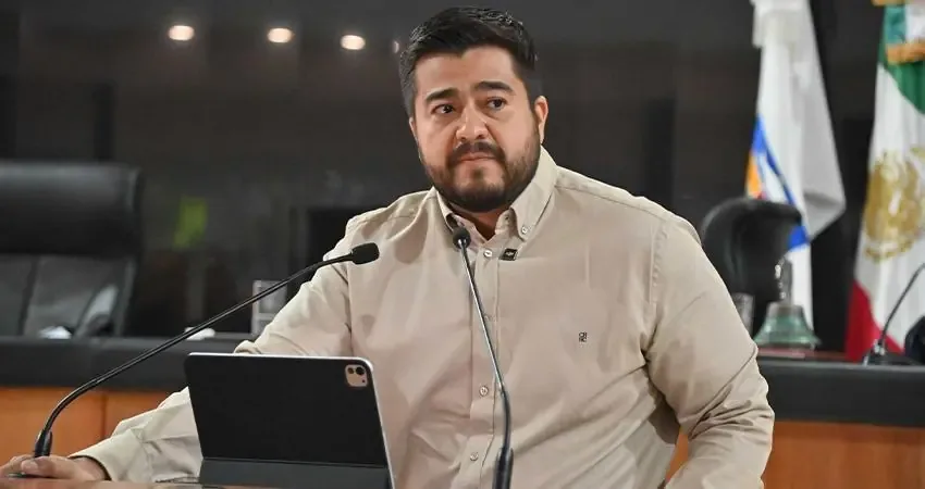 El Congreso de BCS solicita reparaciones y construcción de nuevos paraderos para transporte público en la zona turística.