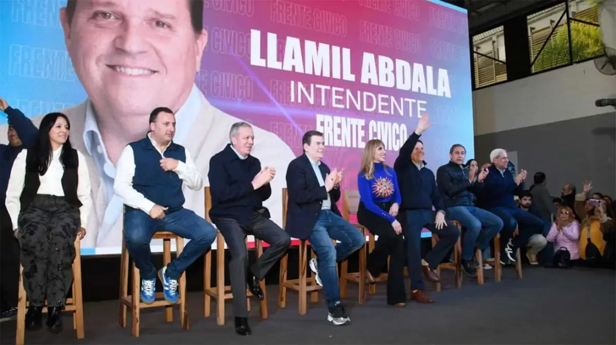 El Frente Cívico lanzó su campaña electoral en un acto multitudinario, ofreciendo unidad y progreso para la ciudad.