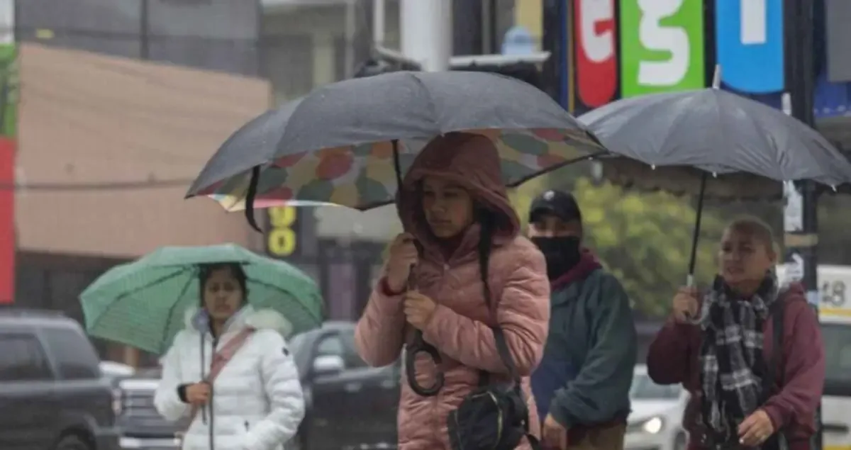 Un nuevo sistema frontal generará descenso de temperaturas y vientos fuertes en el norte y centro del país.