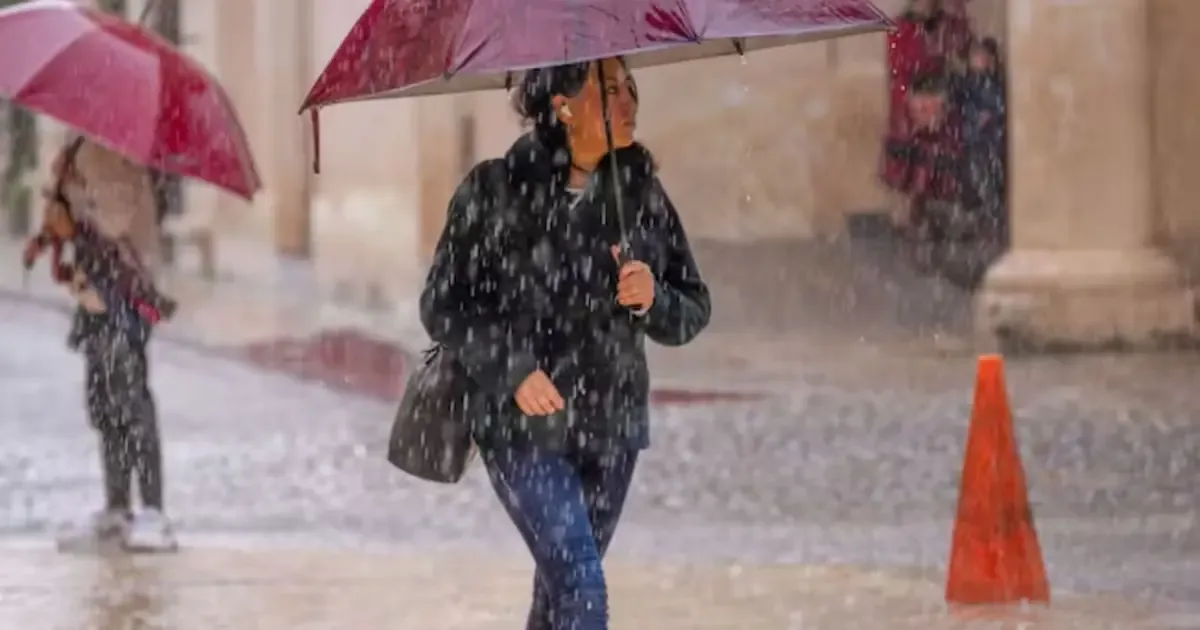 Se anticipan precipitaciones fuertes en cuatro estados y temperaturas de hasta 45 °C en varias regiones.