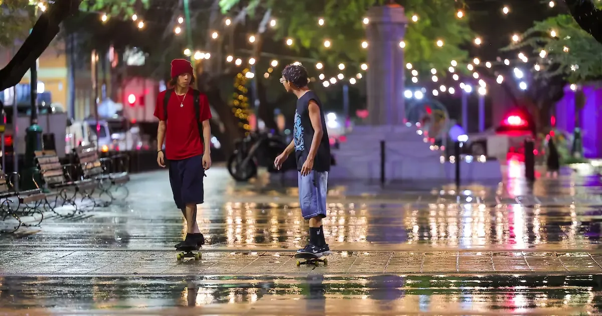 Las autoridades advierten sobre el riesgo de golpes de calor y posibles inundaciones en Sonora por el monzón.