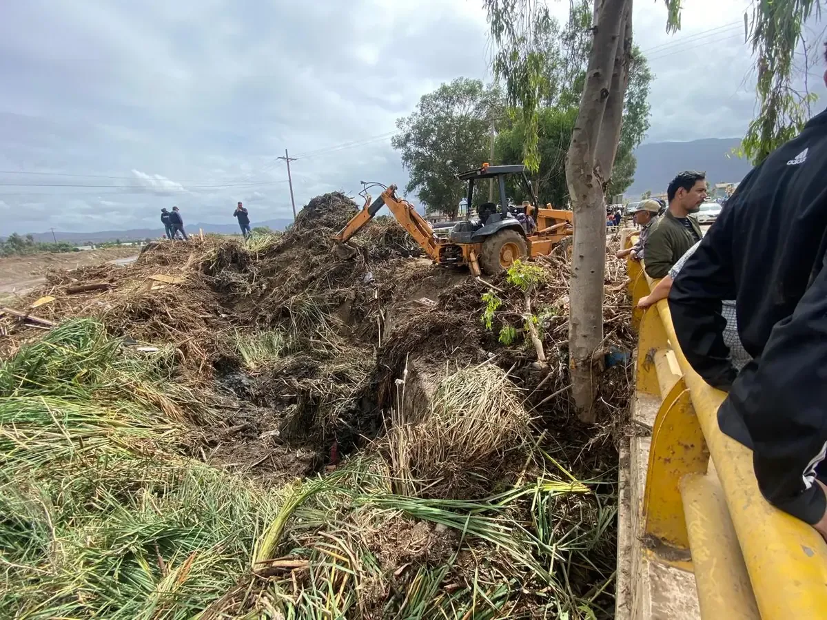 La tormenta provocó la desaparición de varias personas y el hallazgo de cuerpos en la región.