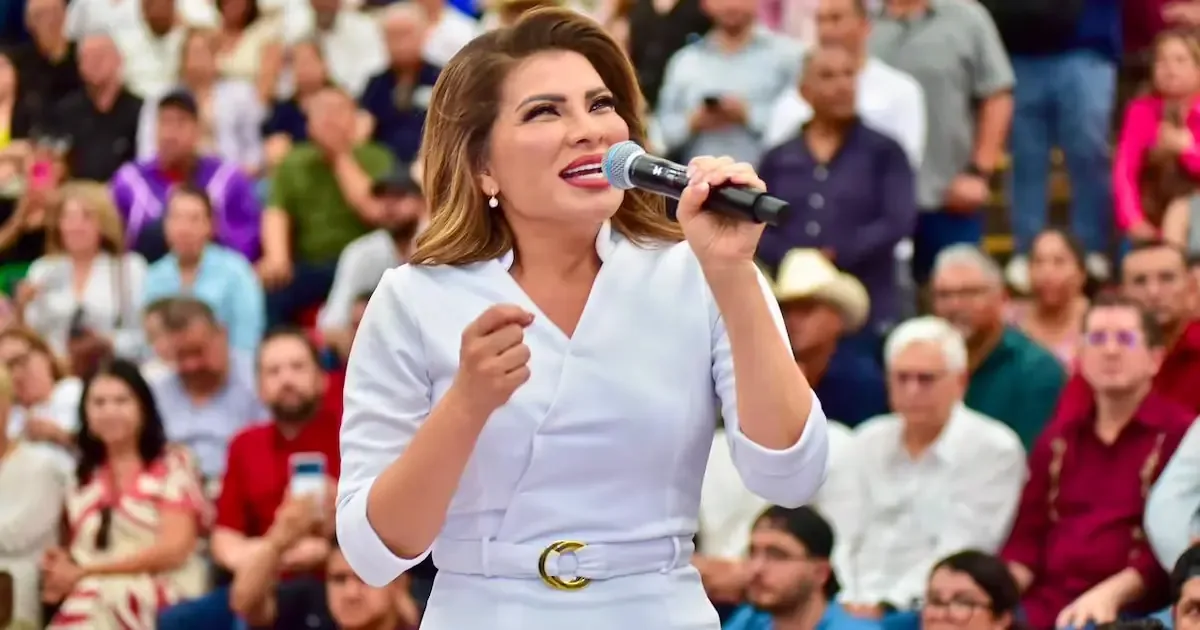 La senadora con licencia reunió a aspirantes y liderazgos en Hermosillo para avanzar en el proyecto transformador del estado.