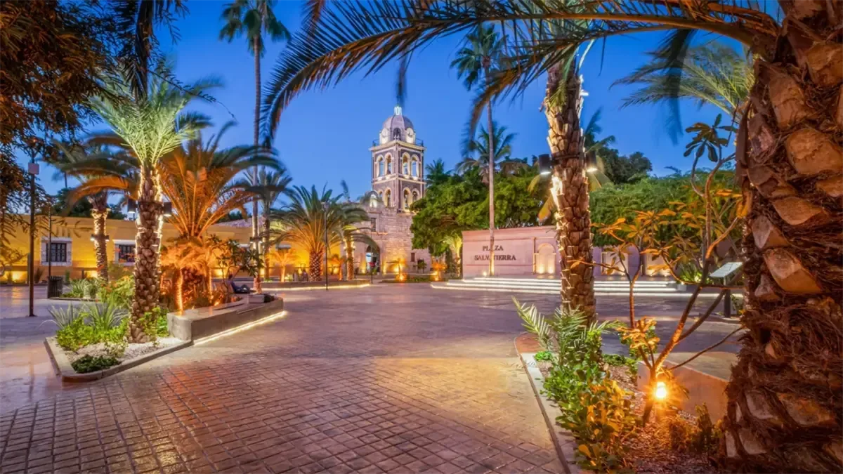 La inclusión de Loreto resalta su belleza natural y patrimonio histórico.