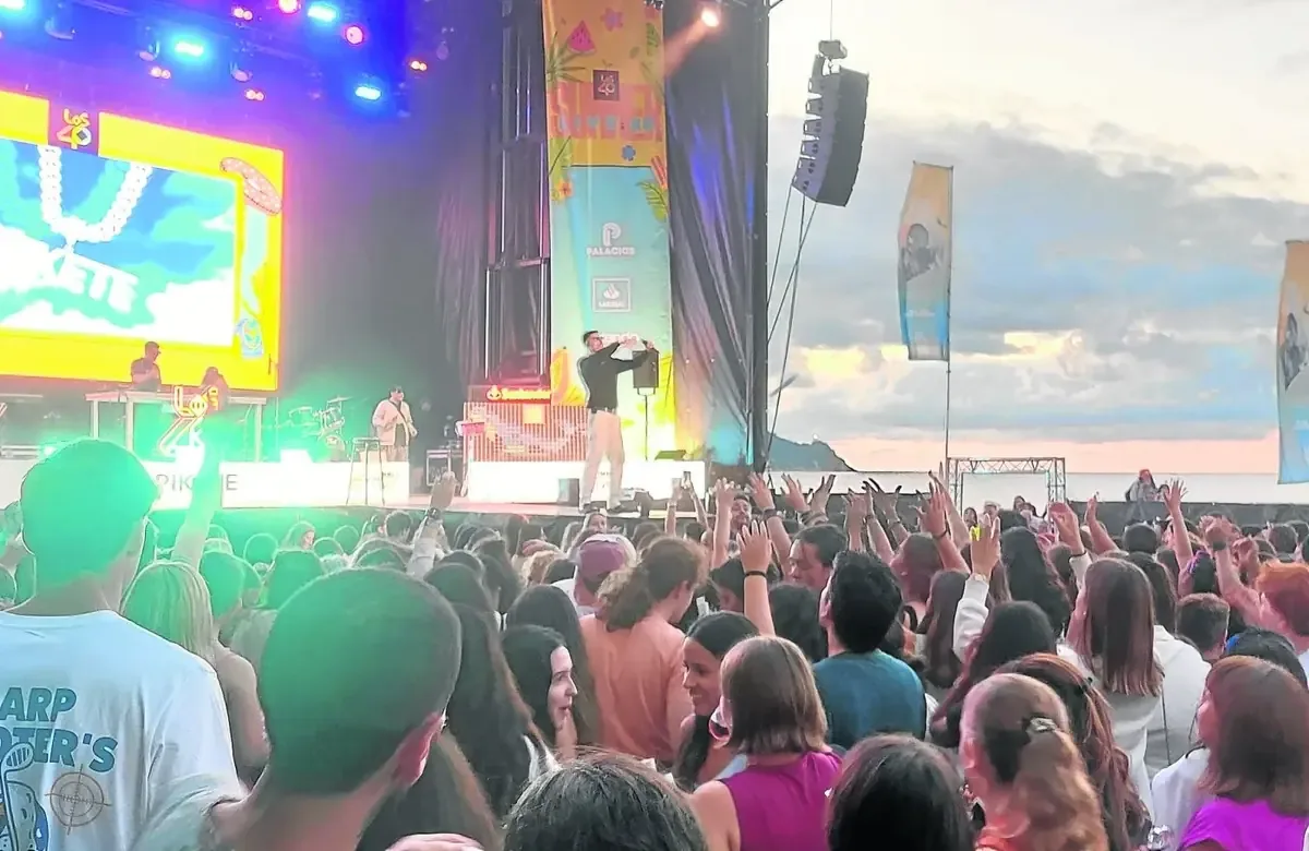 El festival promete una jornada llena de música y celebraciones en Zarautz, destacando artistas populares y emergentes.