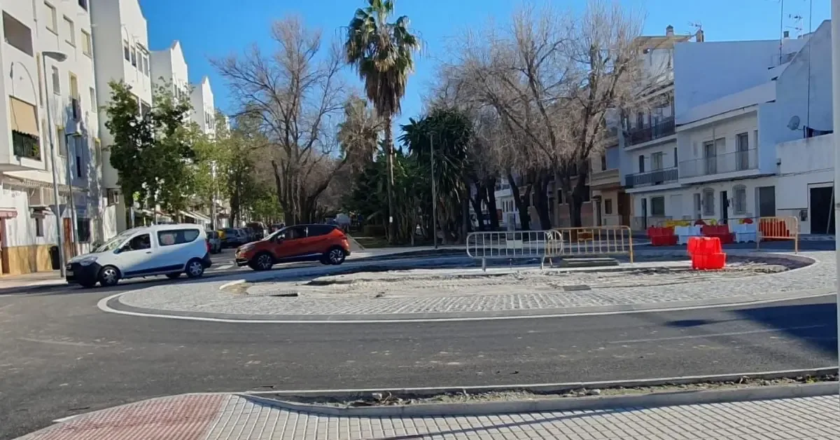 Los comerciantes de Fuente Nueva enfrentan grandes pérdidas por obras prolongadas y reclaman medidas efectivas.