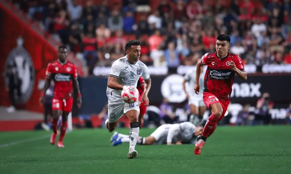 Los Gallos Blancos se preparan para enfrentar a los Xolos de Tijuana en casa.