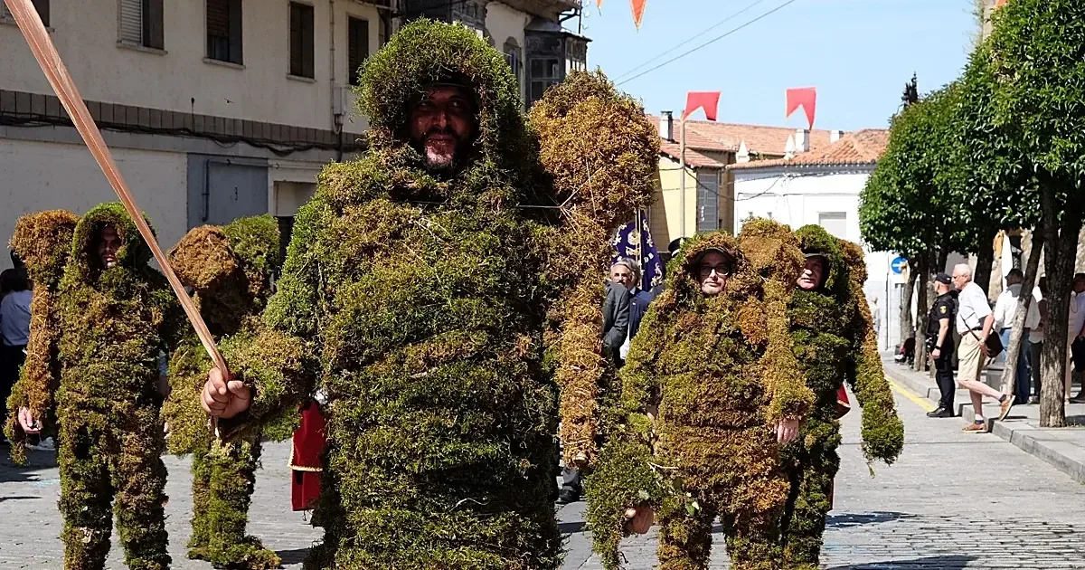 La emblemática tradición, con más de siete siglos de historia, atrae a visitantes y locales cada año.