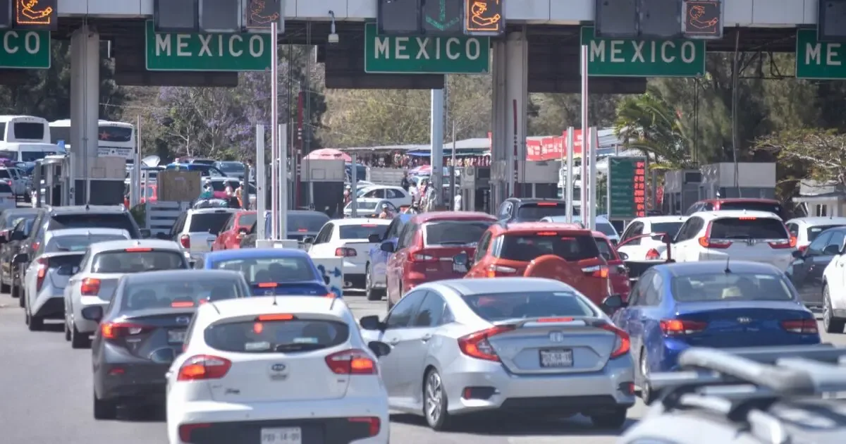 Los manifestantes levantan bloqueos en la Autopista del Sol tras diálogo con autoridades.