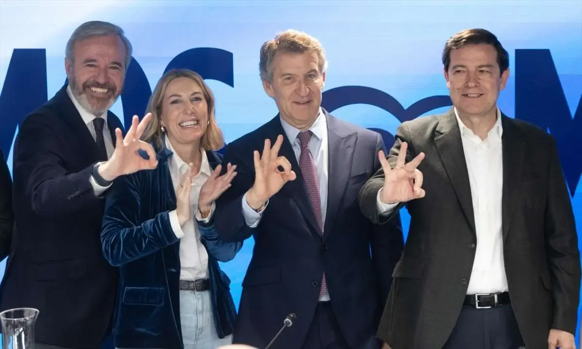 Los pactos entre PP y Vox buscan acelerar la formación de gobiernos tras las elecciones.
