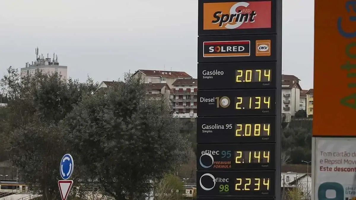Los precios de combustibles en España siguen en aumento por la crisis en Oriente Medio.