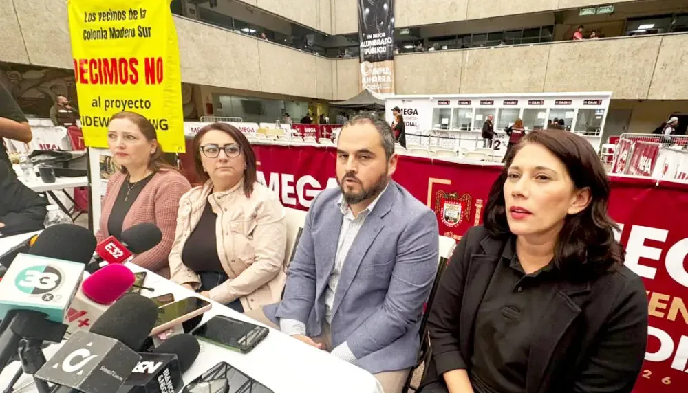 Los vecinos exigen transparencia y apoyo legal tras daños a sus viviendas por parte de la constructora SM8.