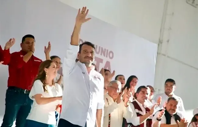 Andrés Manuel López Beltrán inicia su carrera política con miras a más cargos en el futuro.