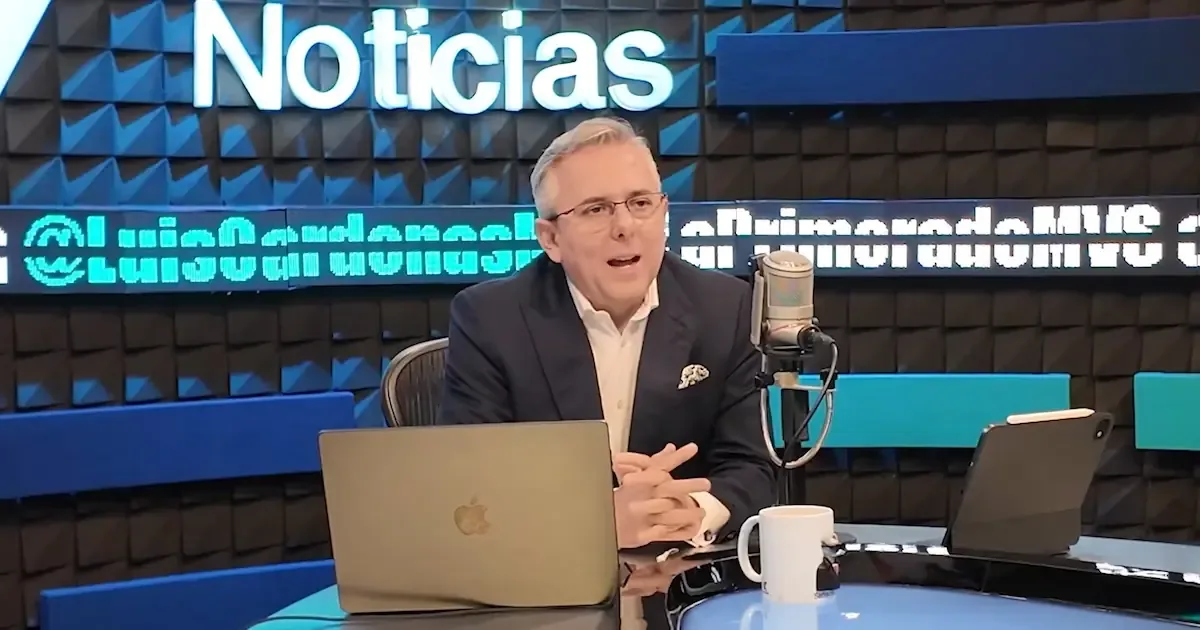La salida del periodista marca el fin de una etapa en MVS y nuevas oportunidades profesionales.
