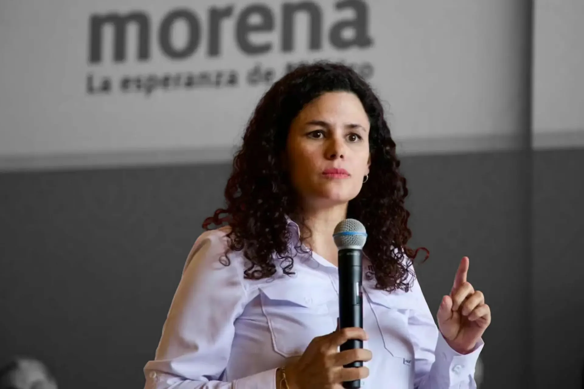 Luisa María Alcalde Luján en reunión con la presidenta Claudia Sheinbaum Pardo.
