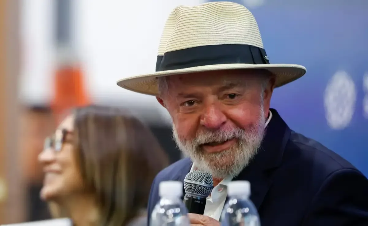 El presidente brasileño enfrenta un nuevo problema de salud tras ser diagnosticado con laberintitis, una afección del oído.